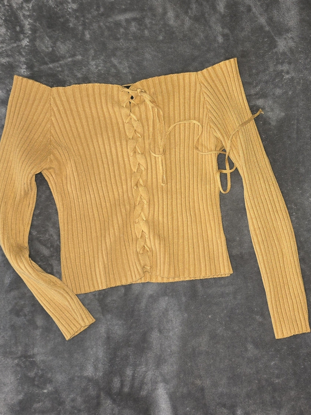 Timing Mustard Ribbed Off-Shoulder Lace-Up Top - Picture 4 of 5